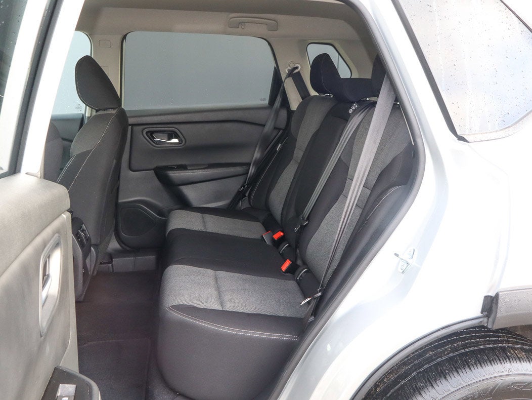 2025 Nissan Rogue FWD SV