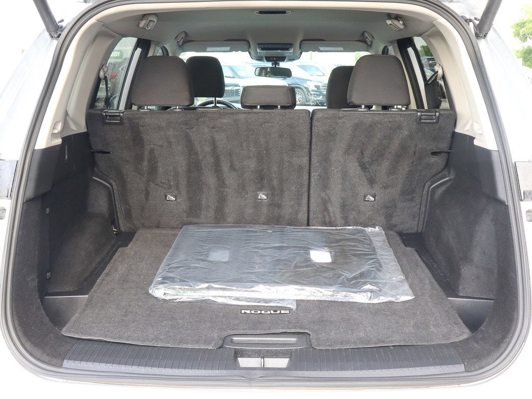 2025 Nissan Rogue FWD SV