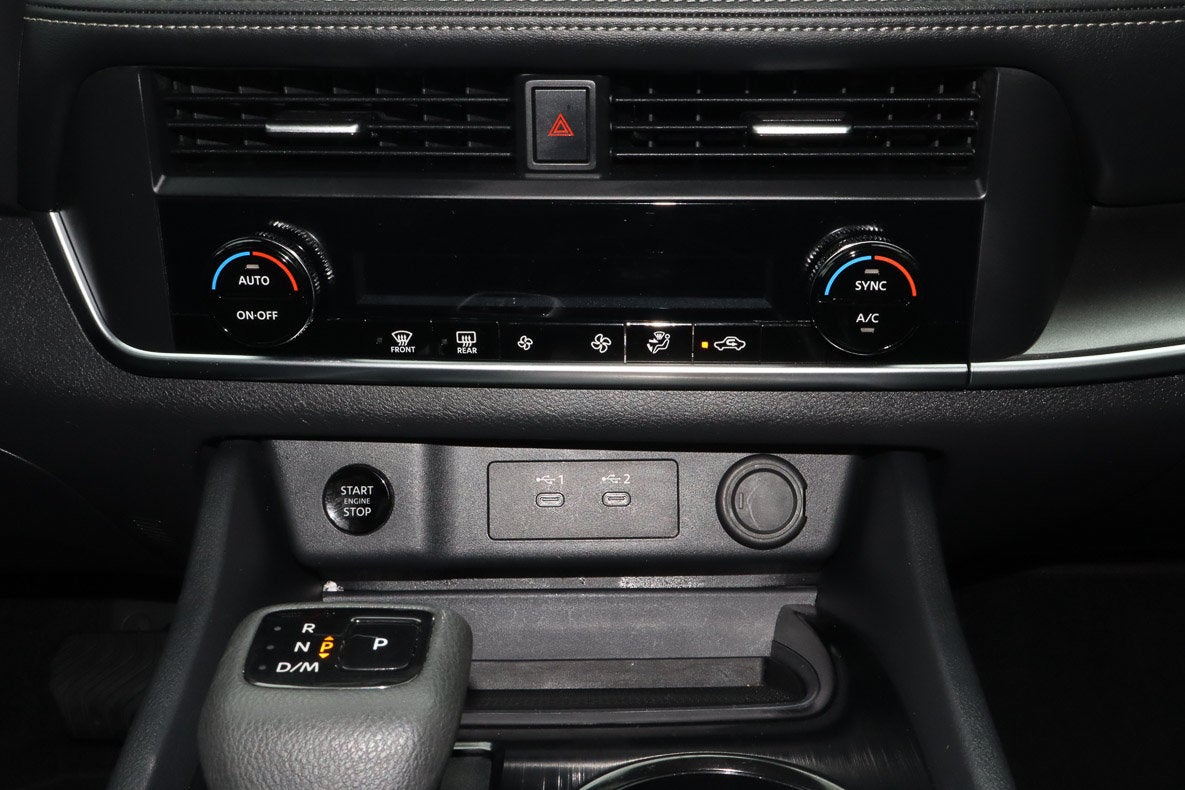 2025 Nissan Rogue AWD SV