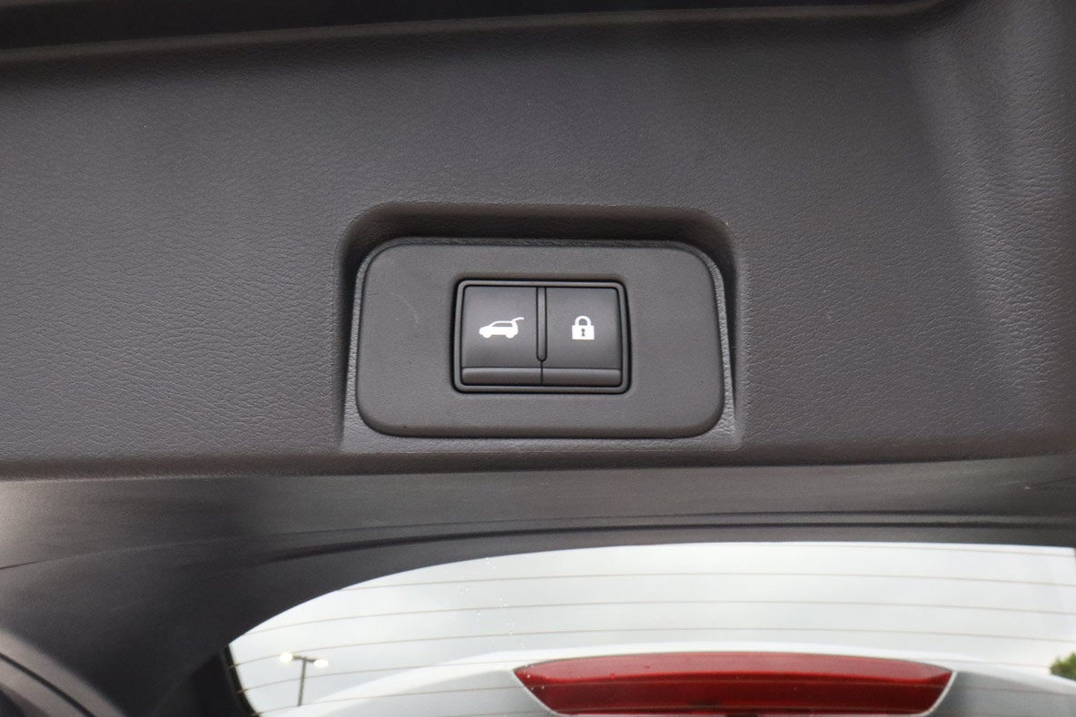 2025 Nissan Rogue AWD SV