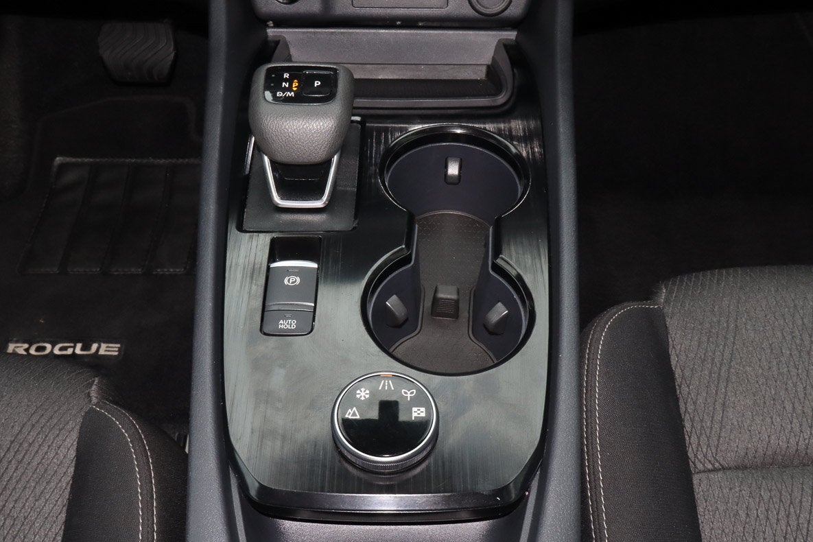 2025 Nissan Rogue AWD SV