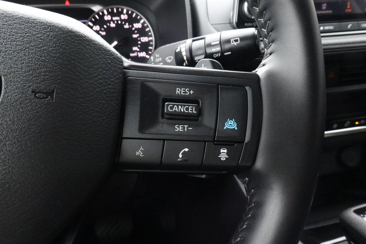 2025 Nissan Rogue AWD SV