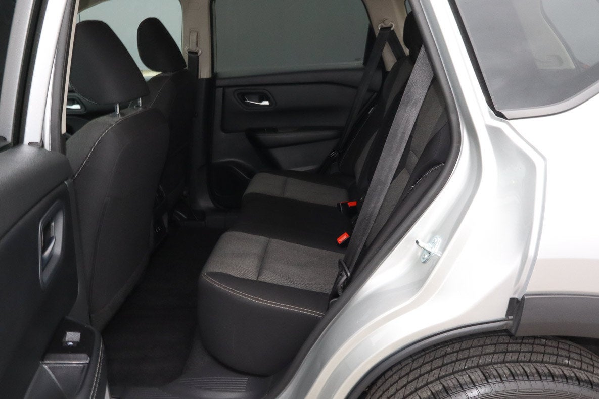 2025 Nissan Rogue AWD SV