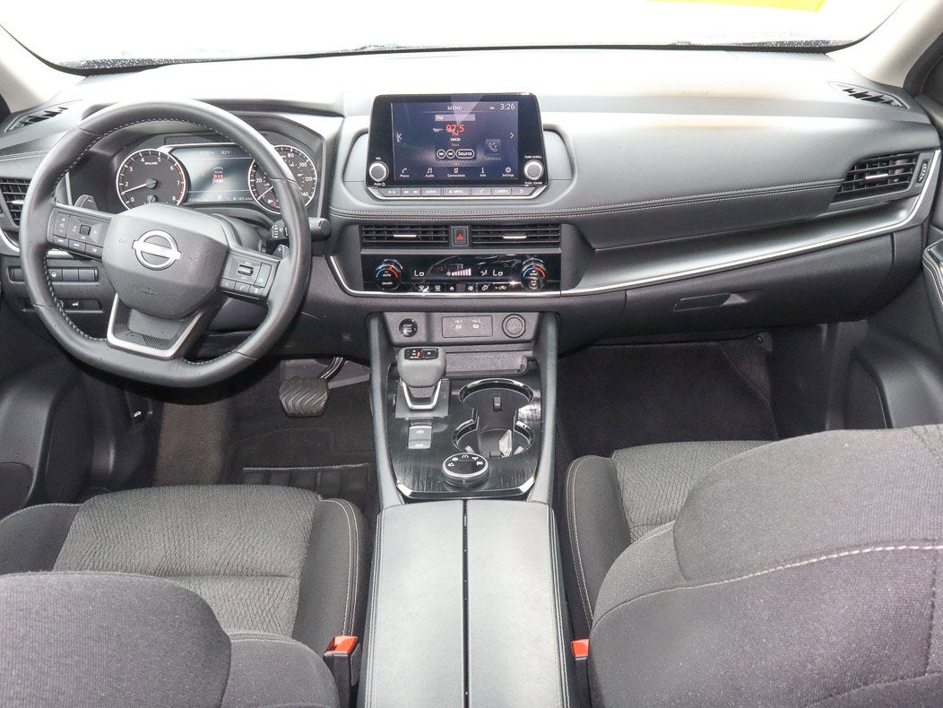 2025 Nissan Rogue AWD SV