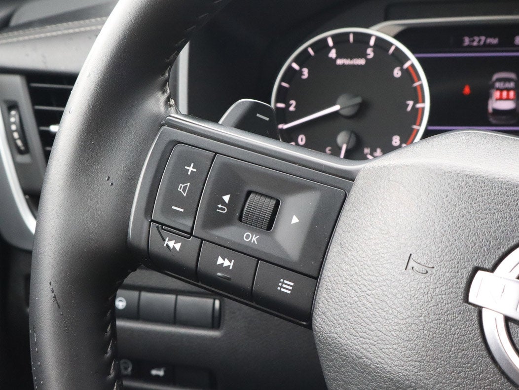 2025 Nissan Rogue AWD SV