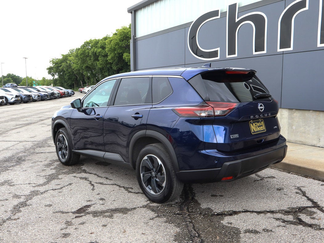2025 Nissan Rogue AWD SV