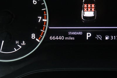 2022 Nissan Pathfinder SV