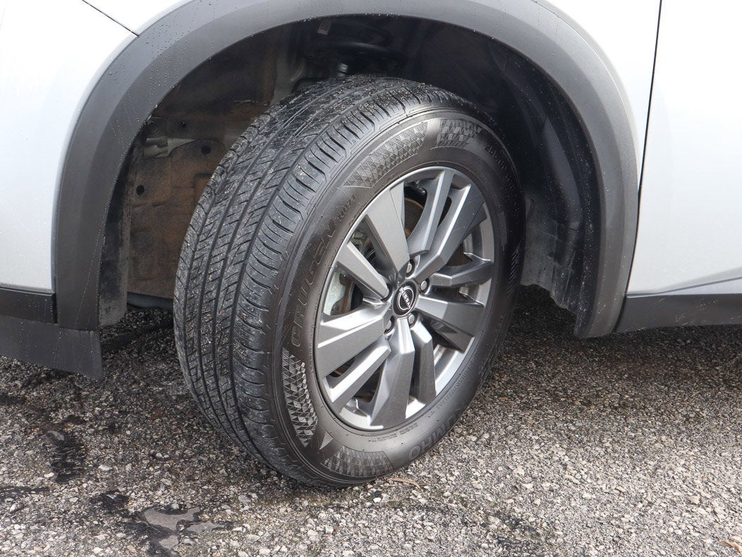 2025 Nissan Pathfinder SV 2WD