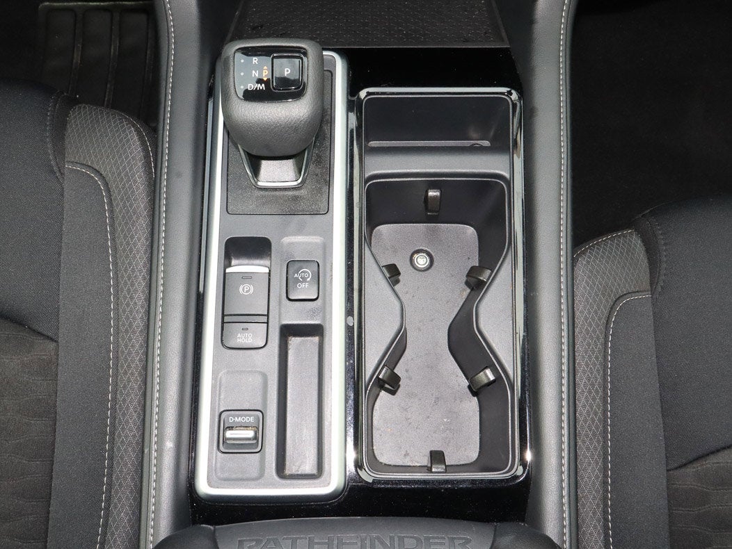 2025 Nissan Pathfinder SV 2WD