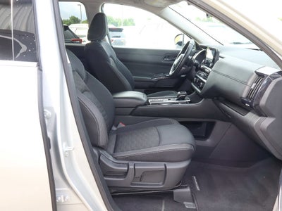 2025 Nissan Pathfinder SV 2WD