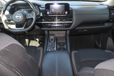 2025 Nissan Pathfinder SV 2WD