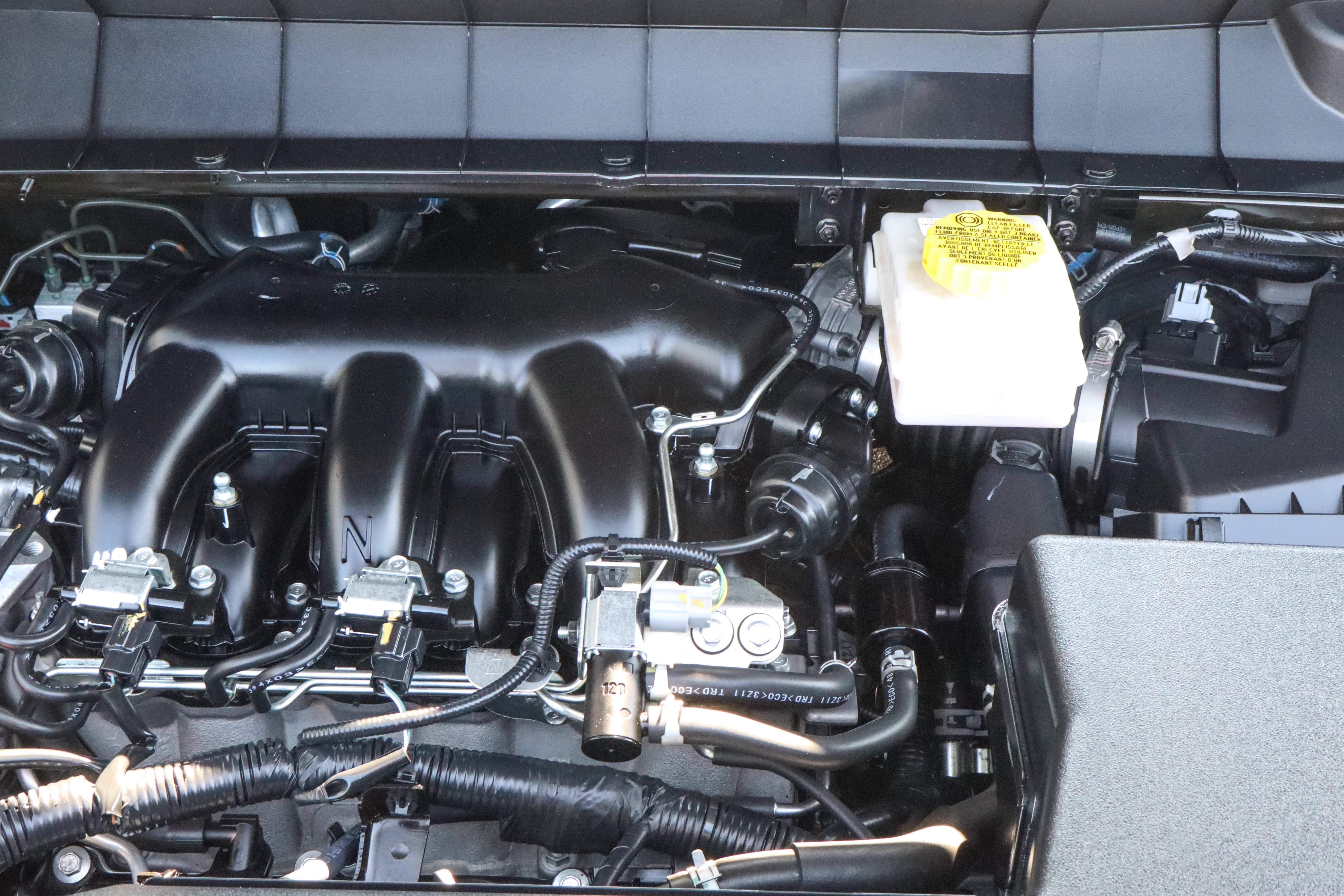 2025 Nissan Pathfinder SV 2WD