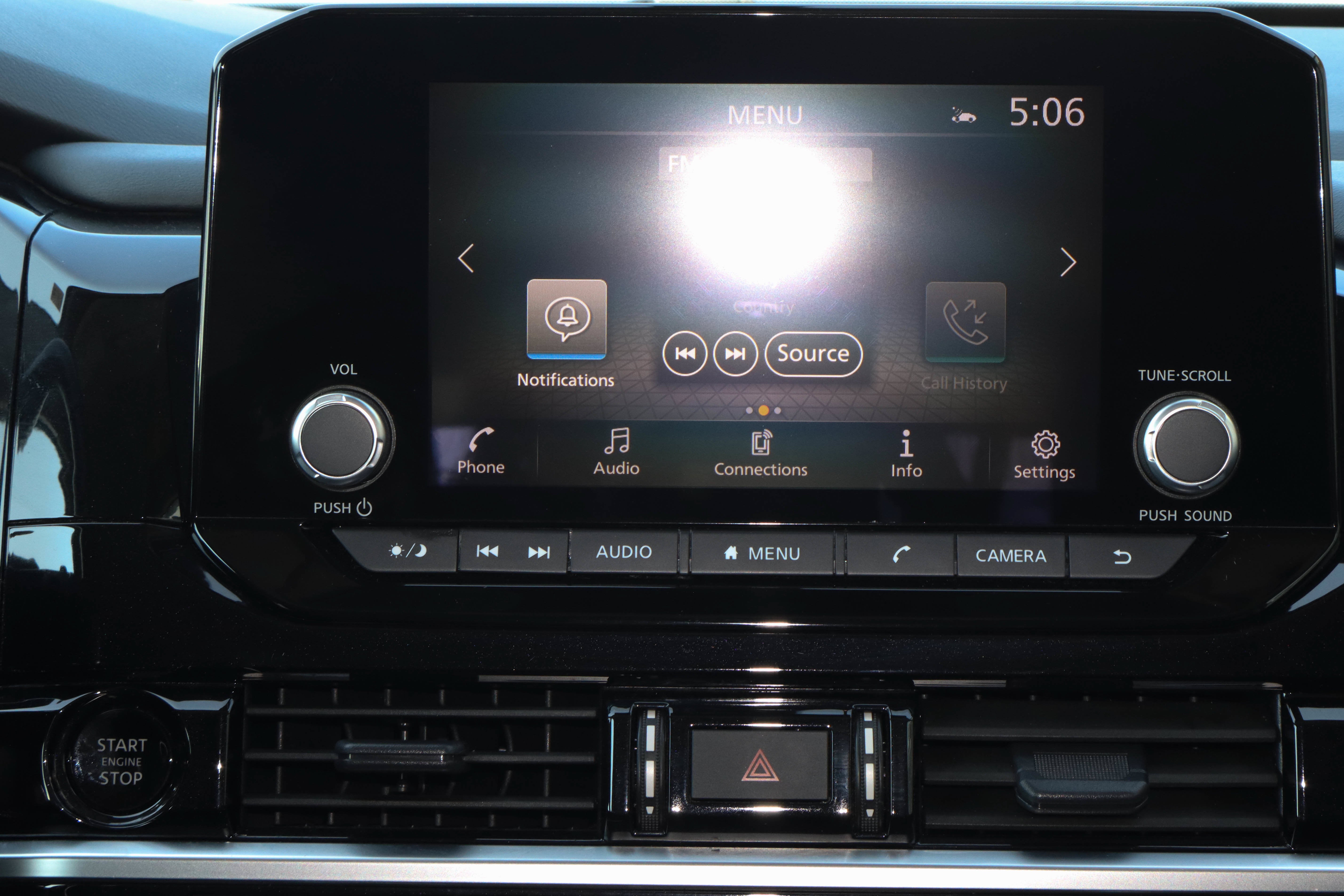 2025 Nissan Pathfinder SV 2WD