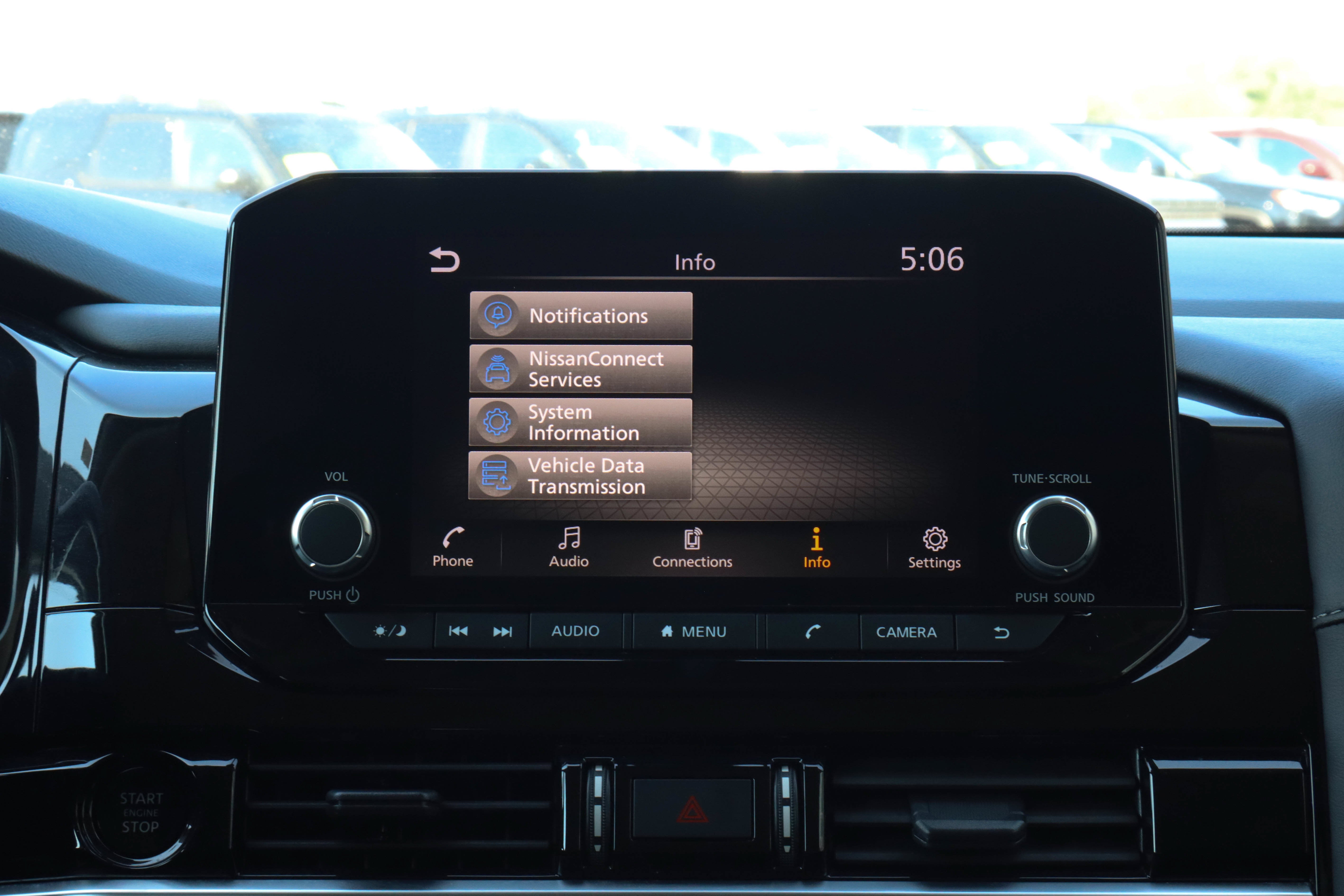 2025 Nissan Pathfinder SV 2WD
