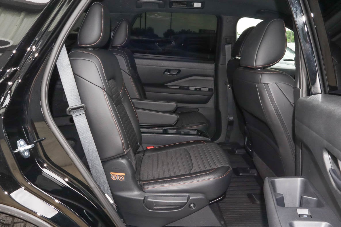2025 Nissan Pathfinder Rock Creek 4WD