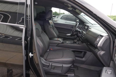 2025 Nissan Pathfinder Rock Creek 4WD