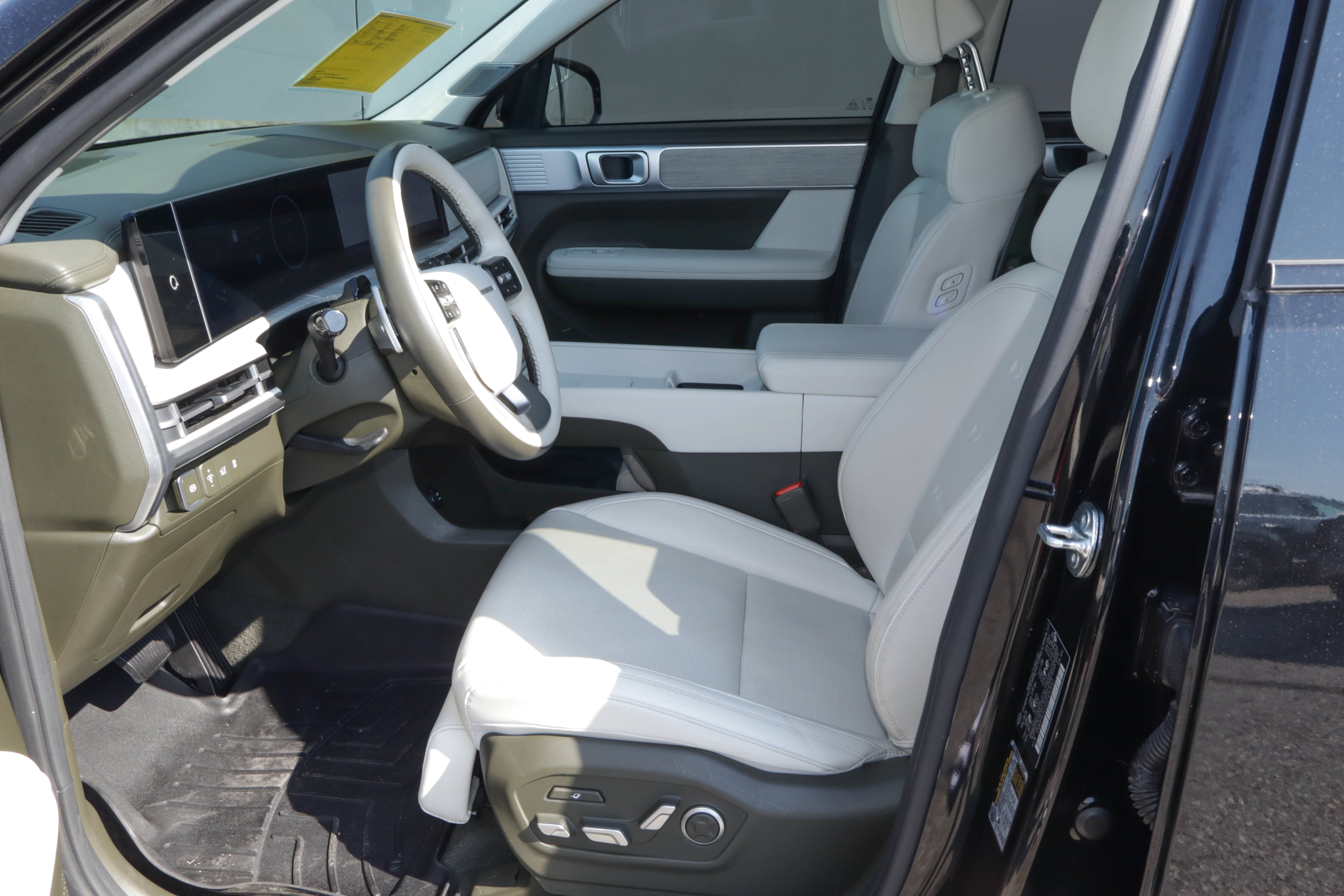 2025 Hyundai Santa Fe Hybrid Calligraphy AWD