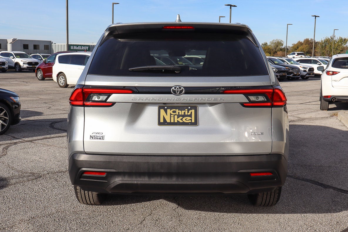 2025 Toyota Grand Highlander XLE