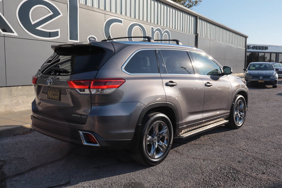 2019 Toyota Highlander Base