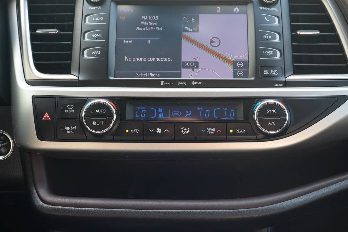 2019 Toyota Highlander SE V6 AWD