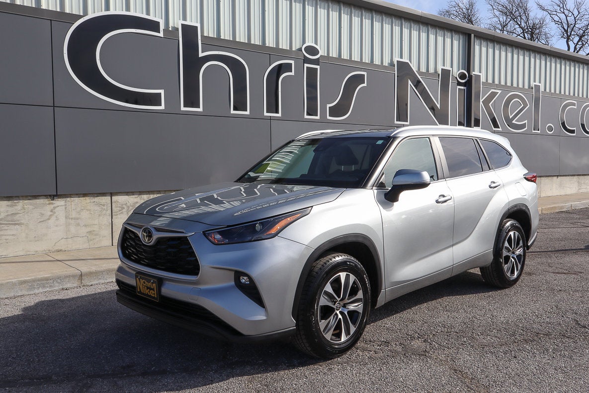 2024 Toyota Highlander XLE FWD
