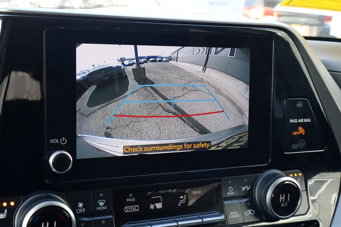 2024 Toyota Highlander XLE FWD