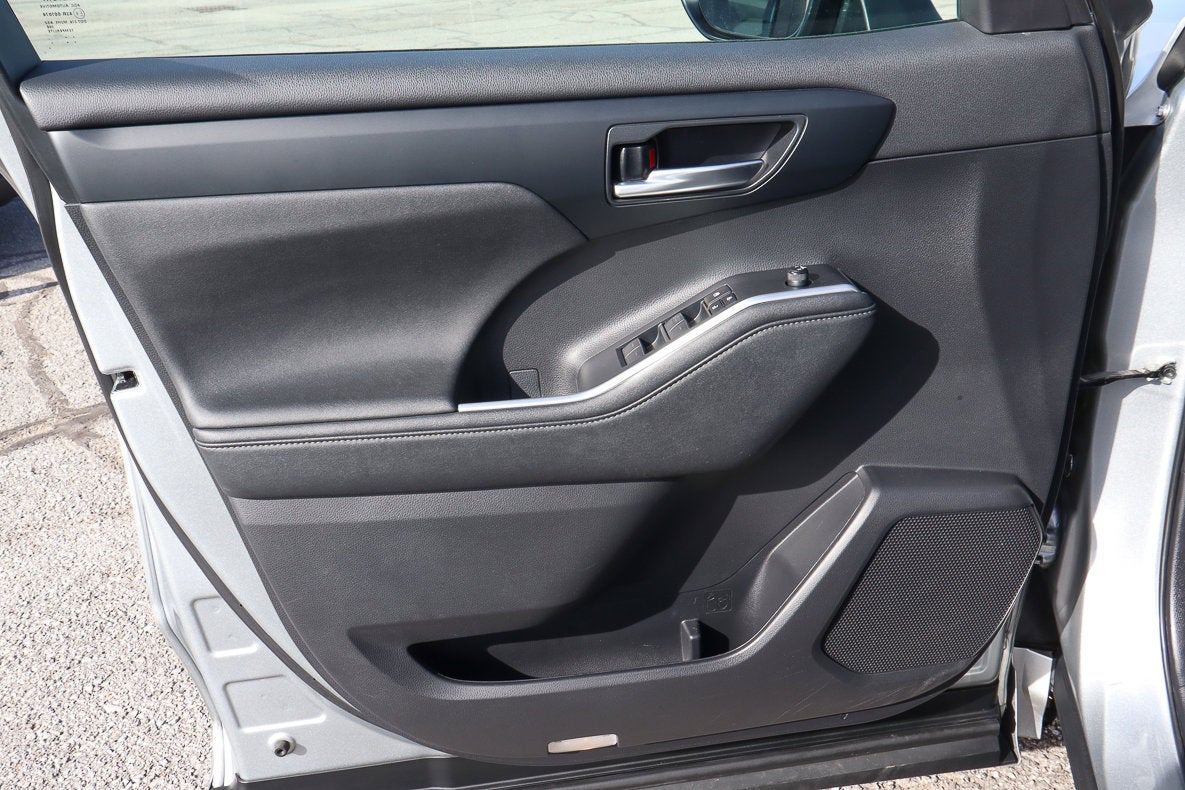 2024 Toyota Highlander XLE FWD