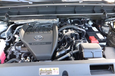 2024 Toyota Highlander XLE FWD