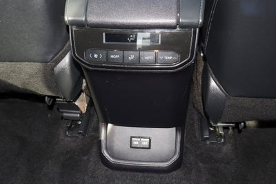 2024 Toyota Highlander XLE FWD