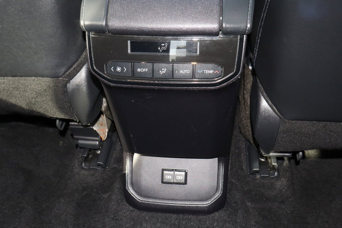 2024 Toyota Highlander XLE FWD