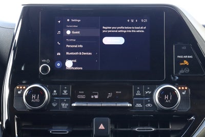 2024 Toyota Highlander XLE FWD