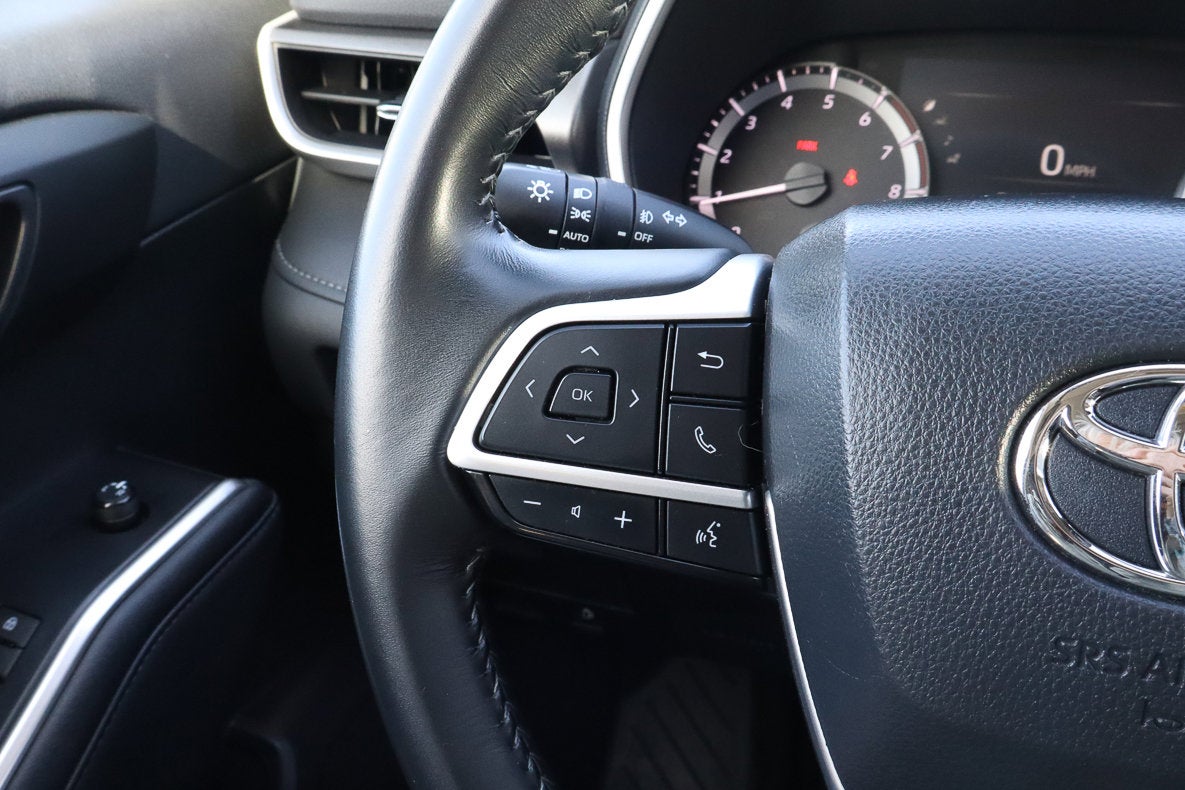 2024 Toyota Highlander XLE FWD