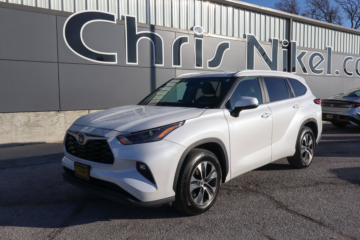 2023 Toyota Highlander XLE