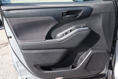 2024 Toyota Highlander LE AWD