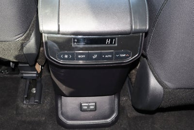 2024 Toyota Highlander LE AWD