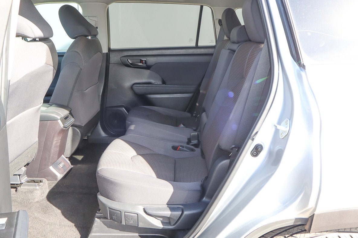 2024 Toyota Highlander LE AWD