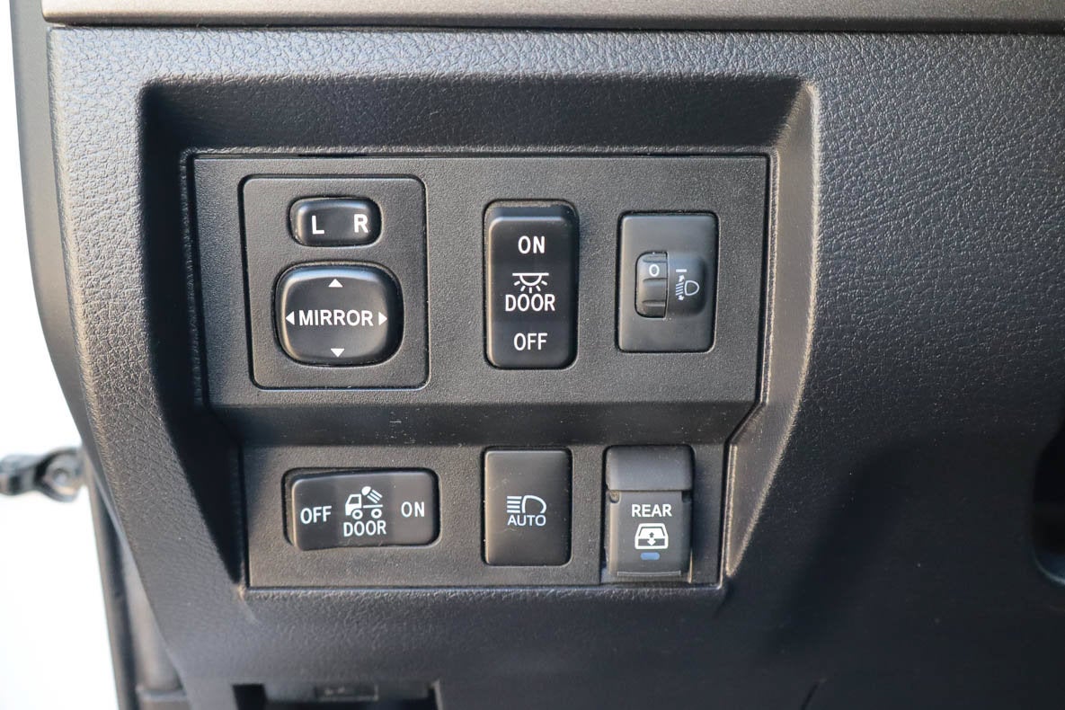 2021 Toyota Tundra 4WD SR5 CrewMax 5.5' Bed 5.7L