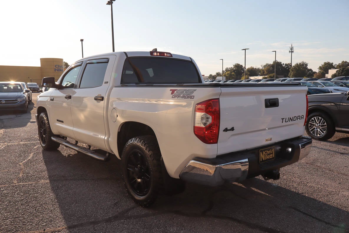 2021 Toyota Tundra 4WD SR5 CrewMax 5.5' Bed 5.7L