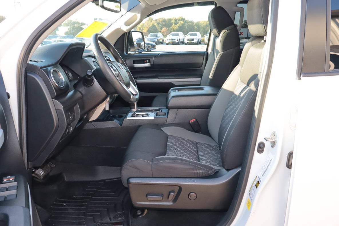 2021 Toyota Tundra 4WD SR5 CrewMax 5.5' Bed 5.7L