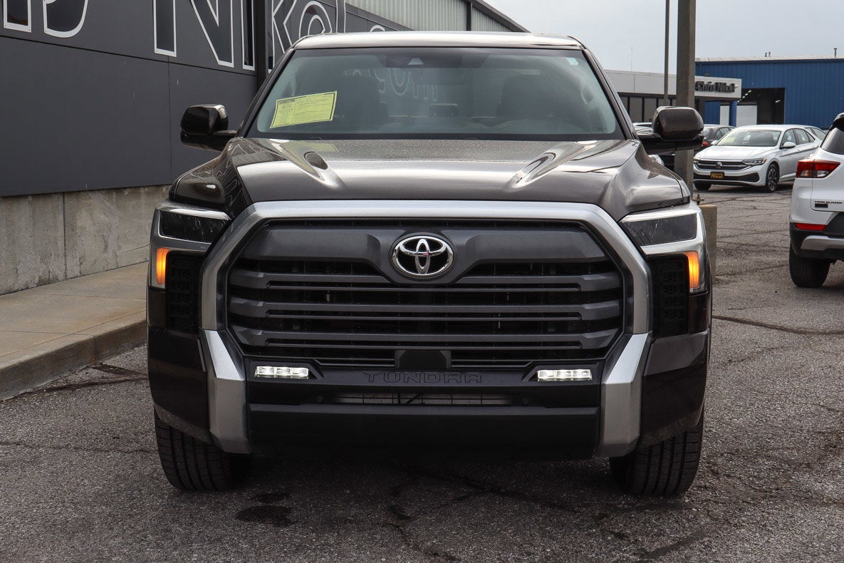2022 Toyota Tundra 2WD Limited CrewMax 6.5' Bed