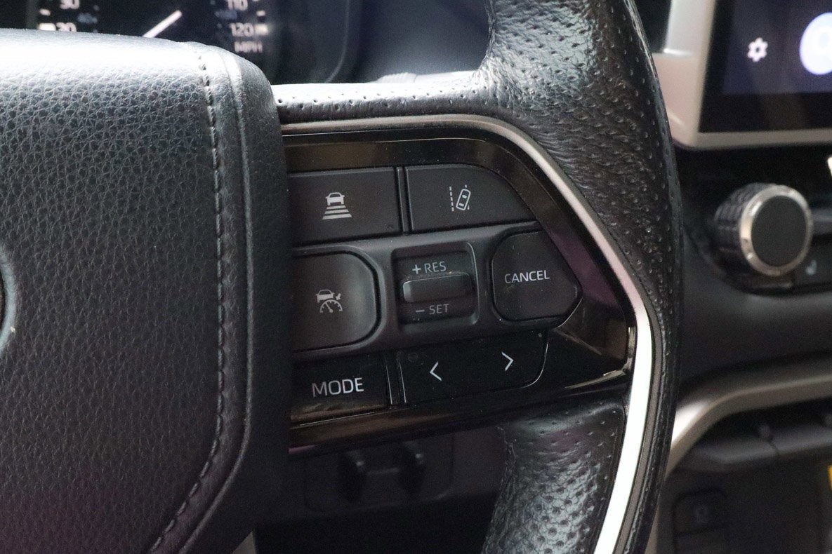 2022 Toyota Tundra 2WD Limited CrewMax 6.5' Bed