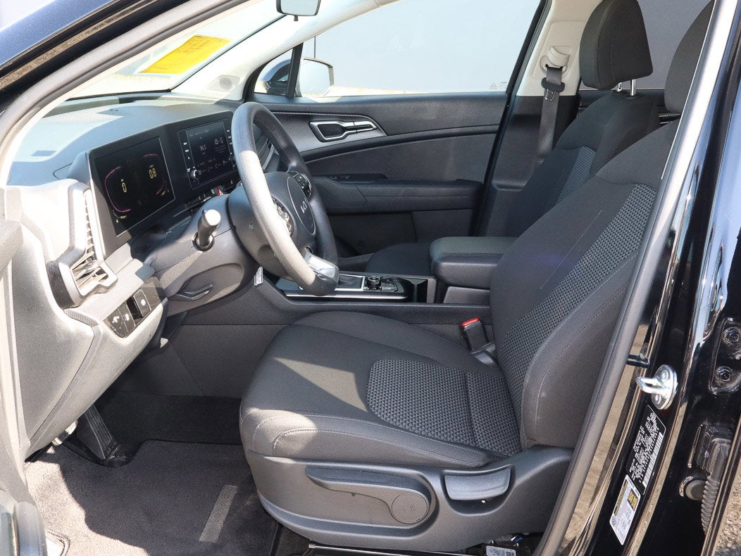 2025 Kia Sportage LX FWD