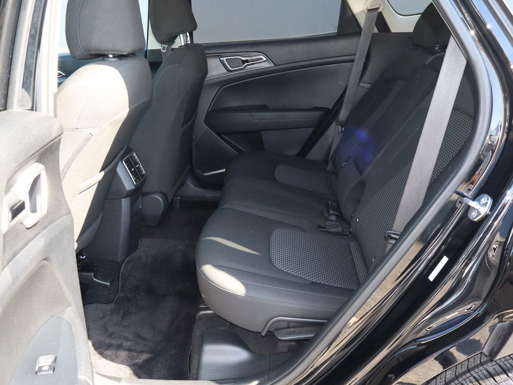 2025 Kia Sportage LX FWD