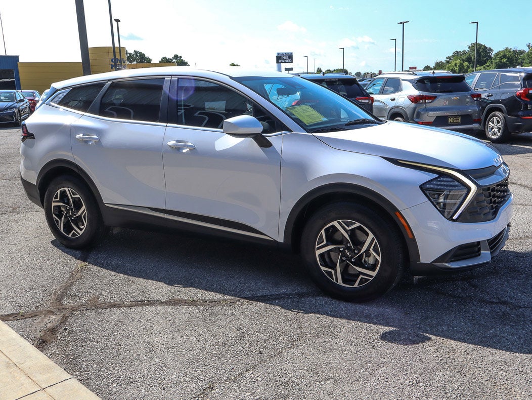 2025 Kia Sportage LX FWD