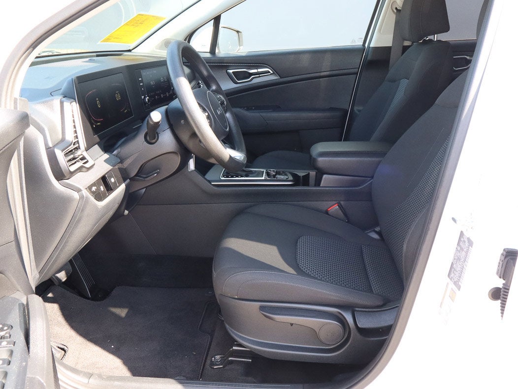 2025 Kia Sportage LX FWD
