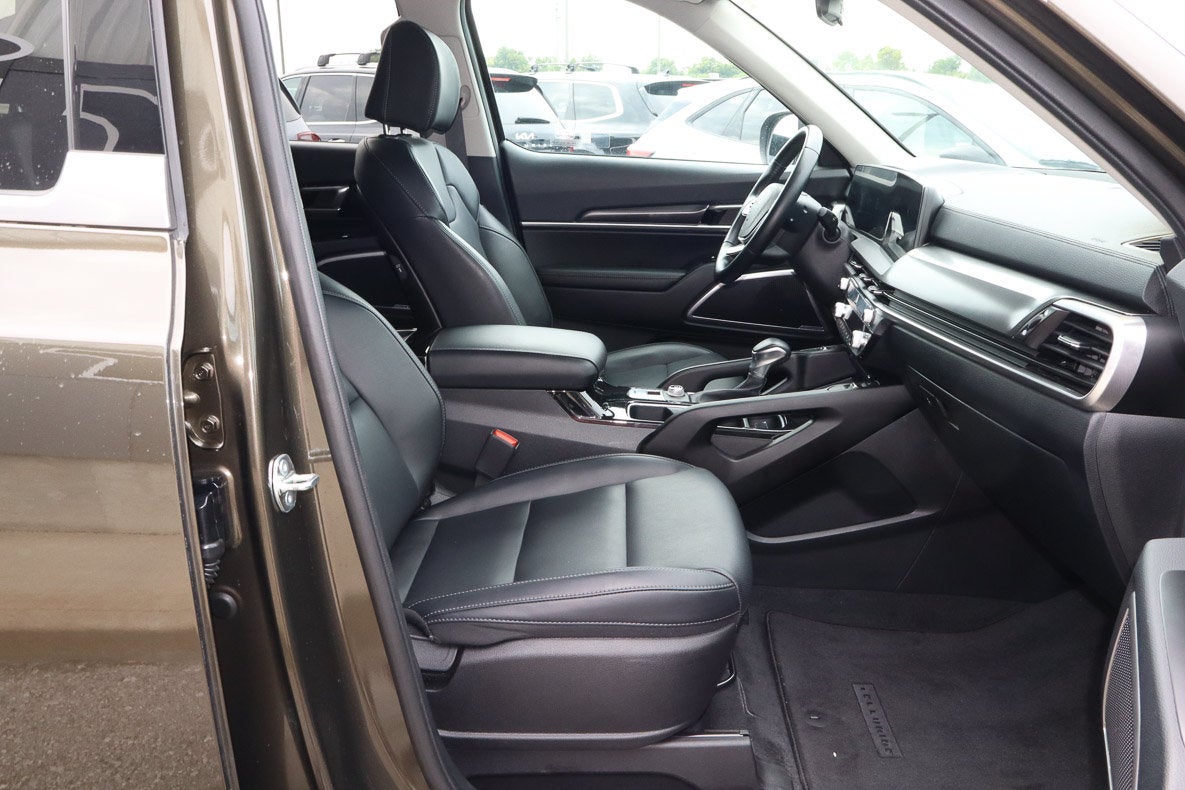 2025 Kia Telluride S FWD