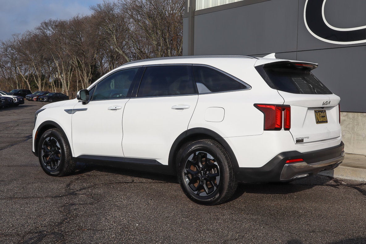2024 Kia Sorento S