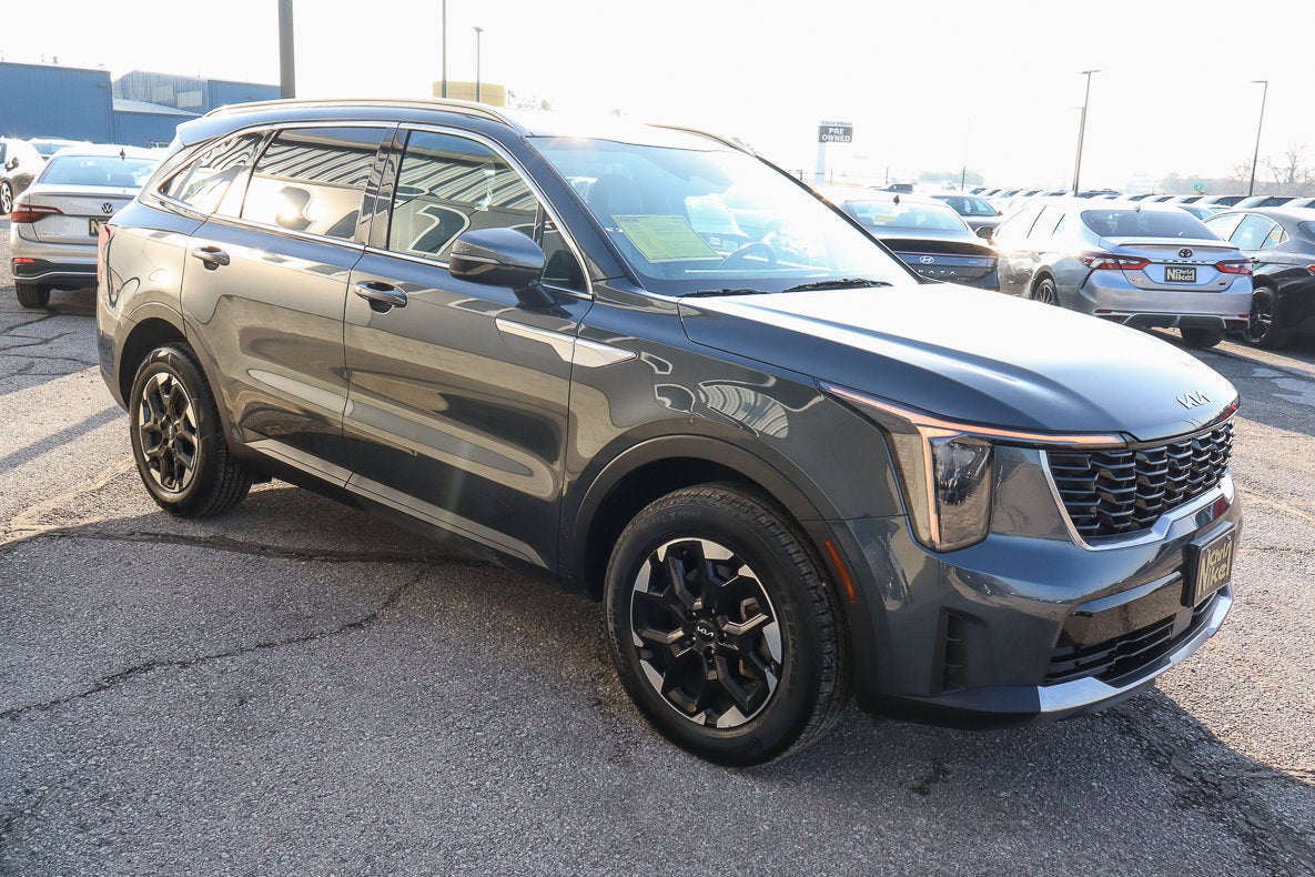 2024 Kia Sorento S