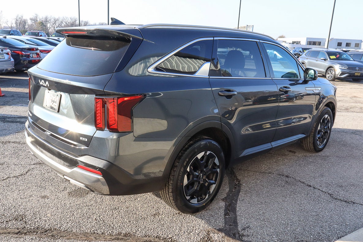 2024 Kia Sorento S