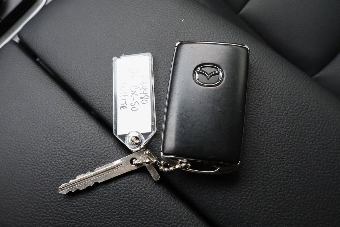 2025 Mazda Mazda CX-50 Hybrid Premium Package